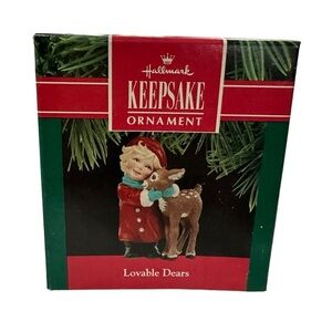 Hallmark Keepsake ‘Loveable Dears’‎ Ornament 1990